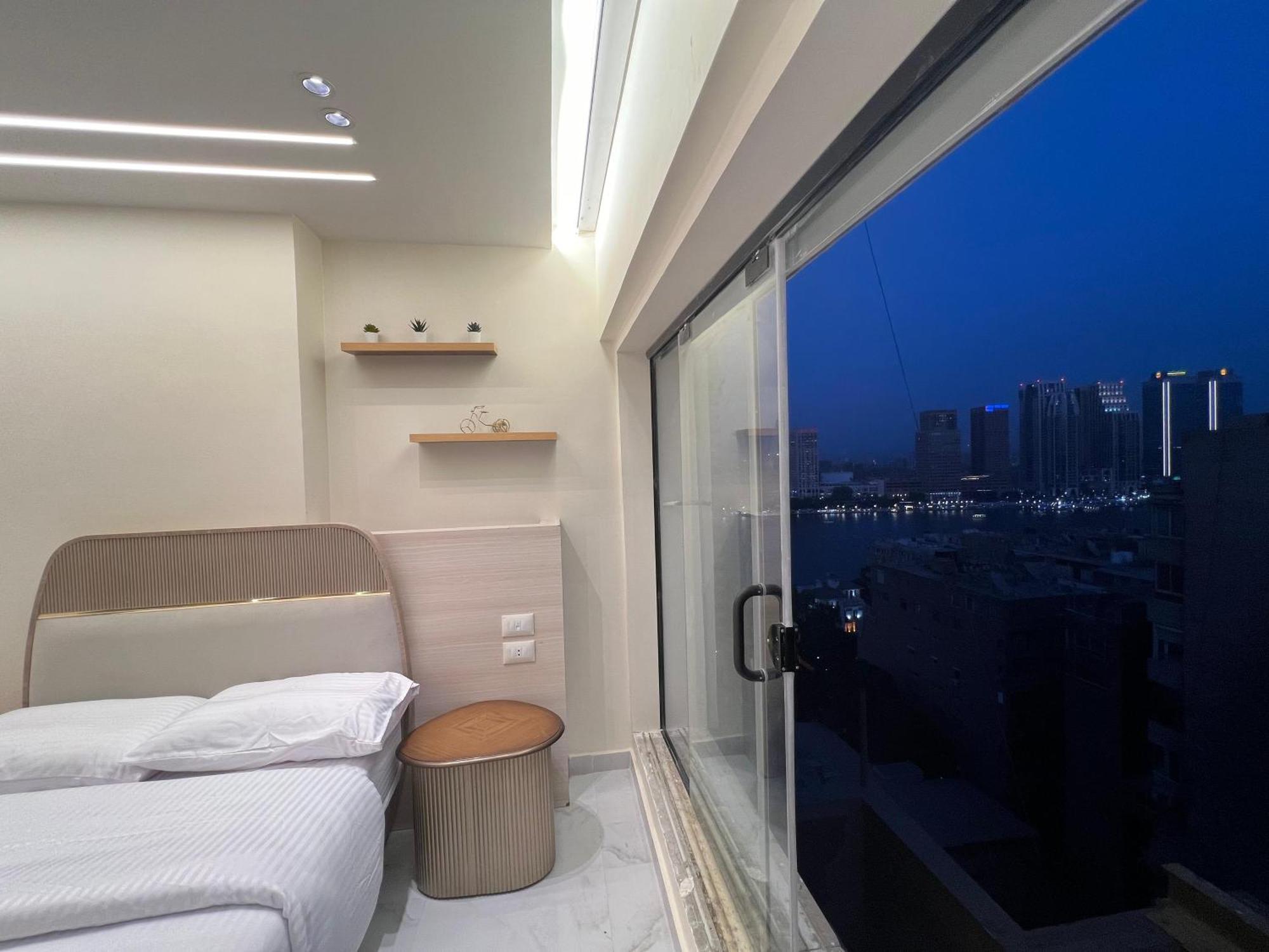 Luxurious Nile View In Zamalek *