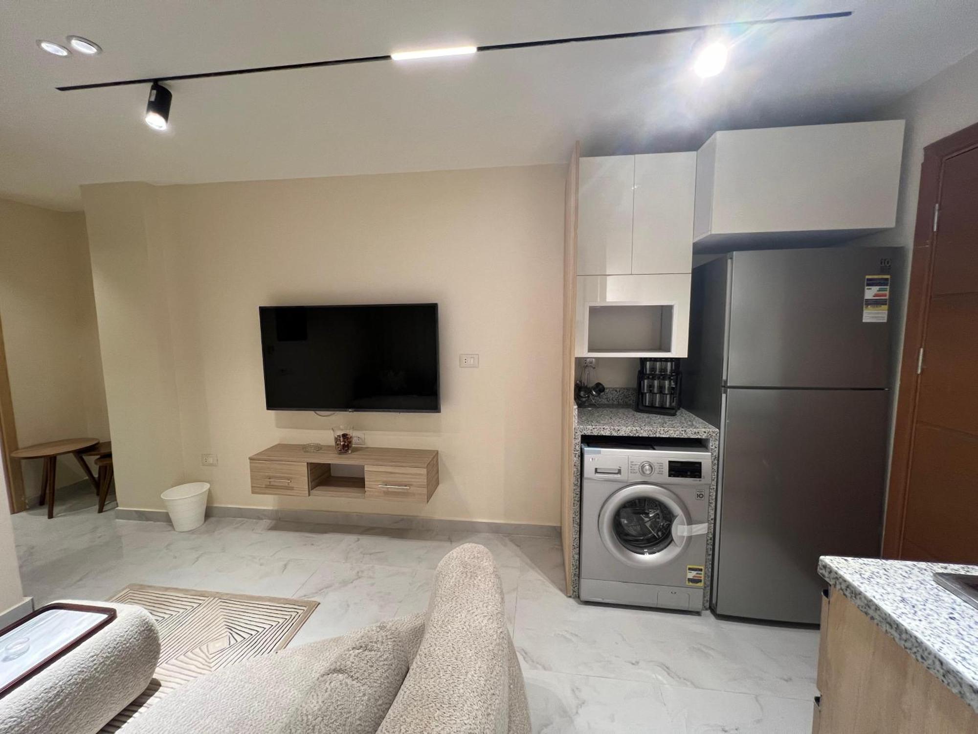 Luxurious Nile View In Zamalek Apartment *